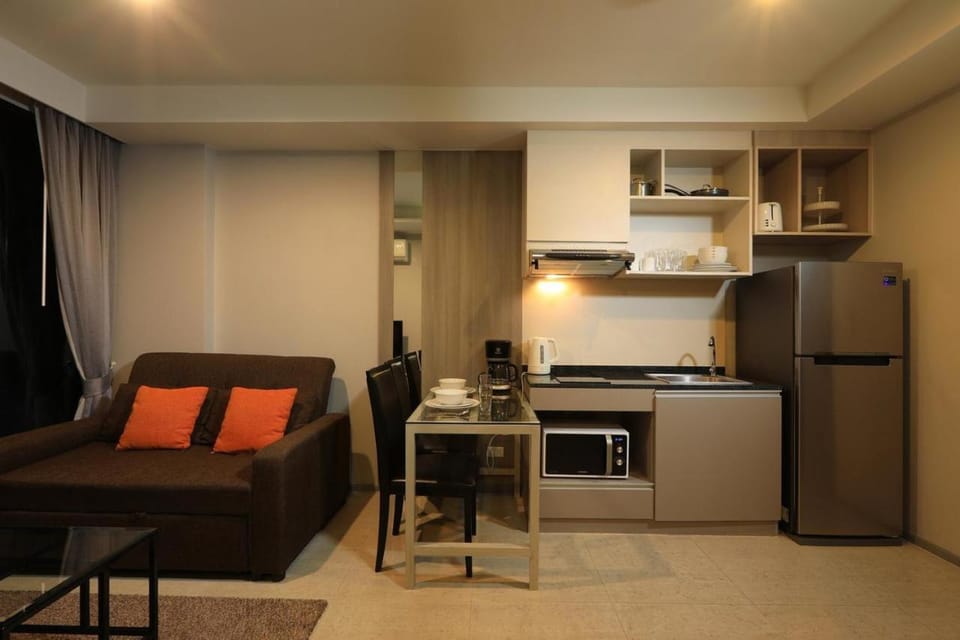 6th avenue surin Apartment in Choeng Thale