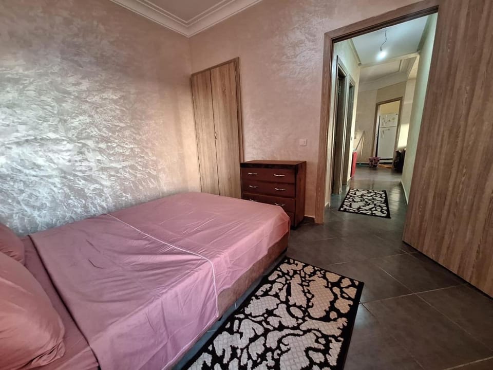 Bed, Living room, Photo of the whole room, Bedroom