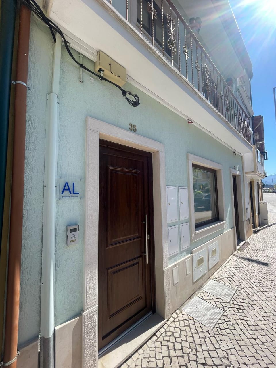 Facade/entrance