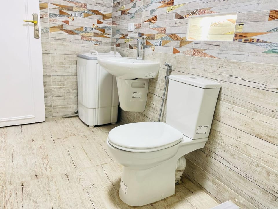 Toilet, Bathroom