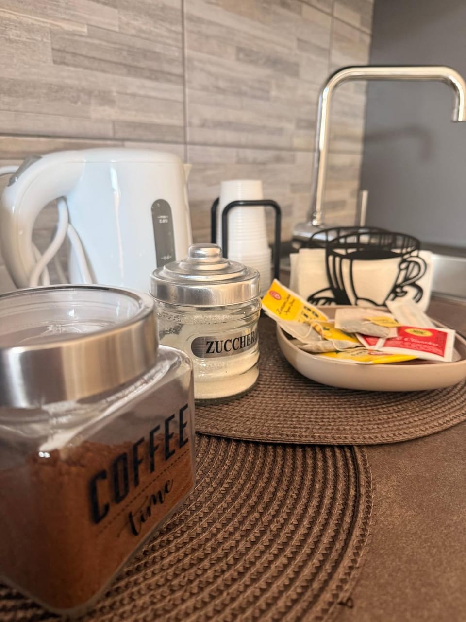 Coffee/tea facilities