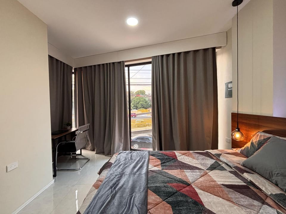 Photo of the whole room, Bedroom