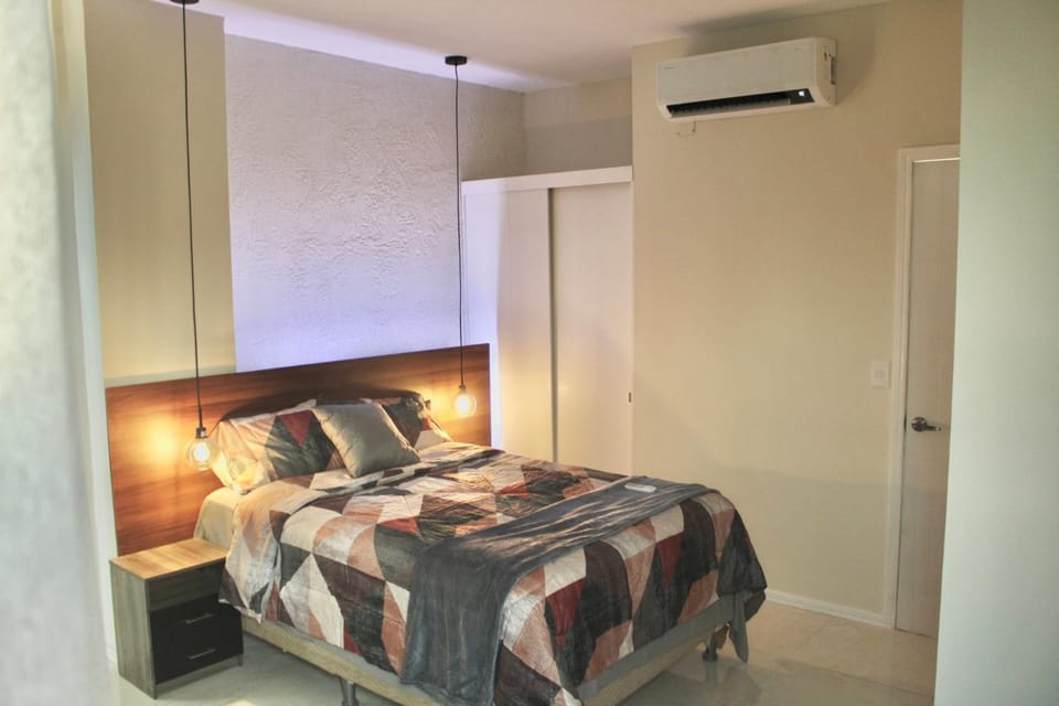 Bed, Bedroom, air conditioner