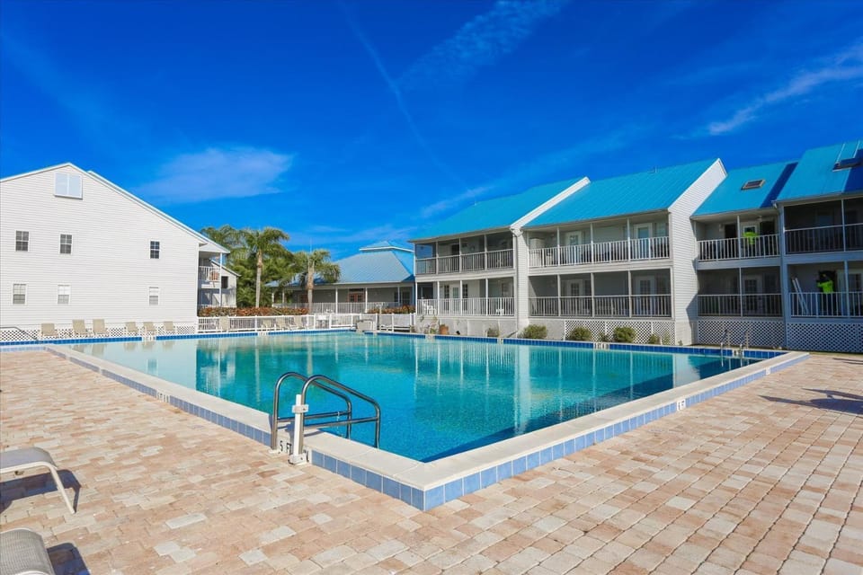Port Charlotte Private Waterfront Condo WA4410-317 House in North Port