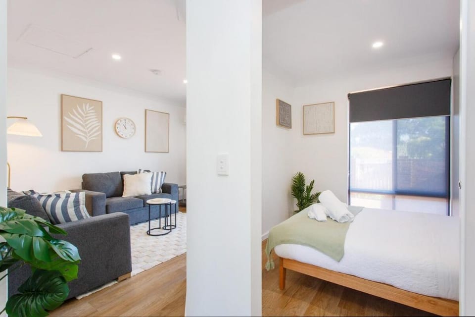 Little Fig Retreat - 5 mins to Fremantle House in Perth