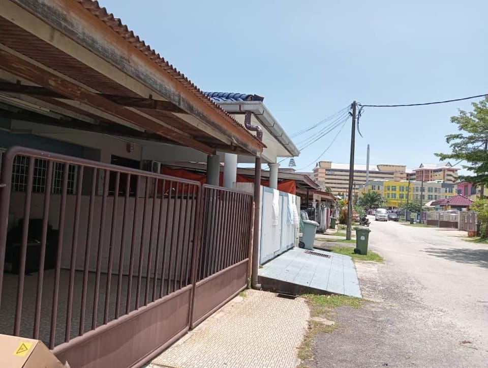 Property building, Neighbourhood, Street view
