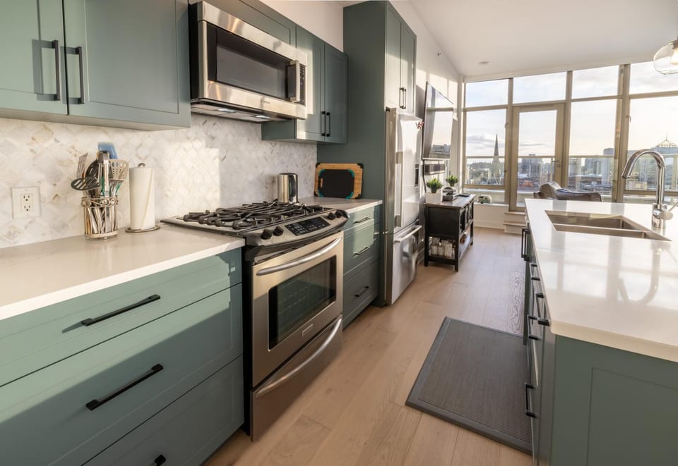 Victoria's SEA-Cret-Stunning Olympic and Inner Harbour Views from 450 sq ft Balcony Apartment in Victoria