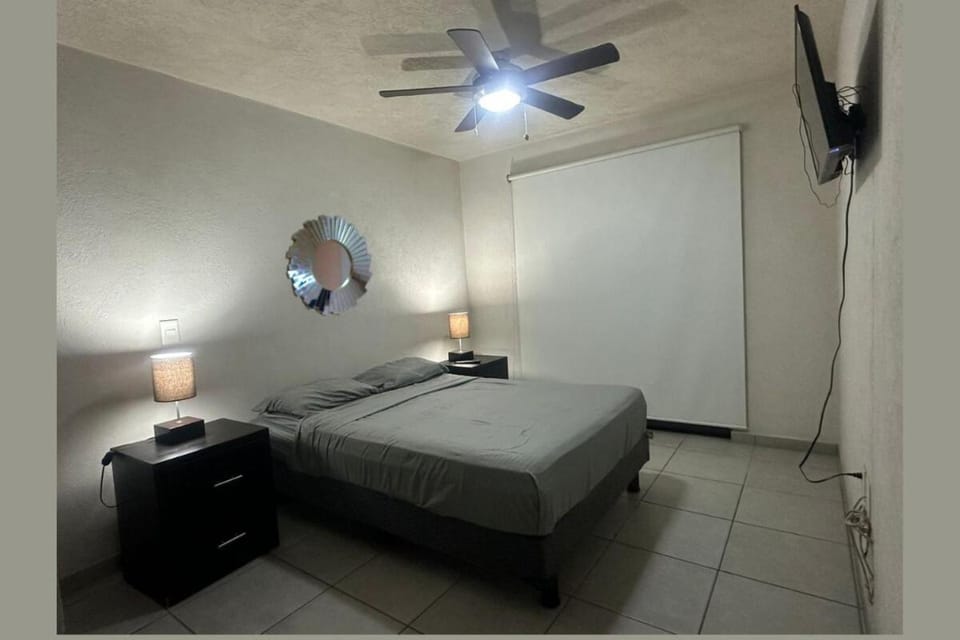 Bed, Photo of the whole room, Bedroom