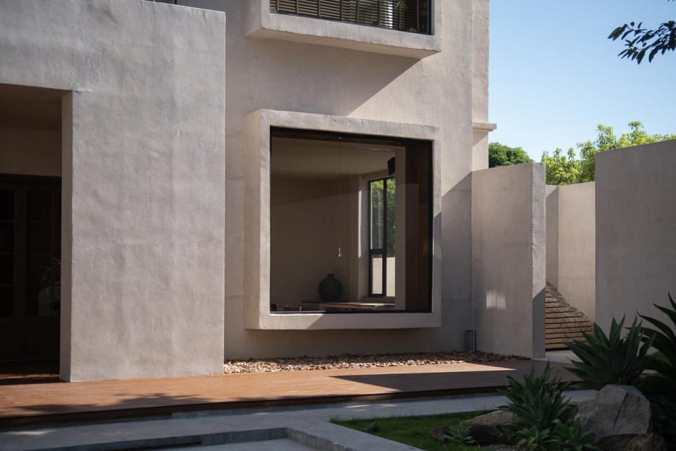 Property building, Day