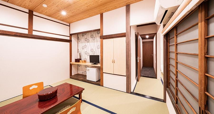 Photo of the whole room