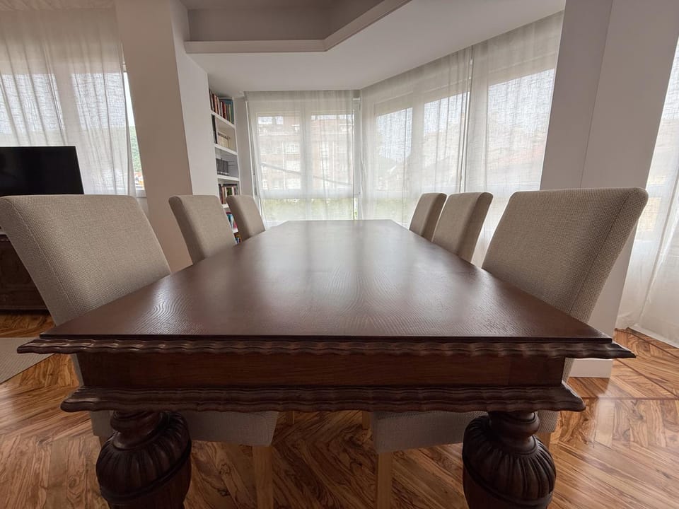 Communal lounge/ TV room, Seating area, Dining area