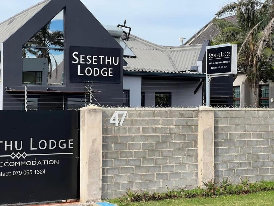 Sesethu Lodge Bed and Breakfast in Eastern Cape