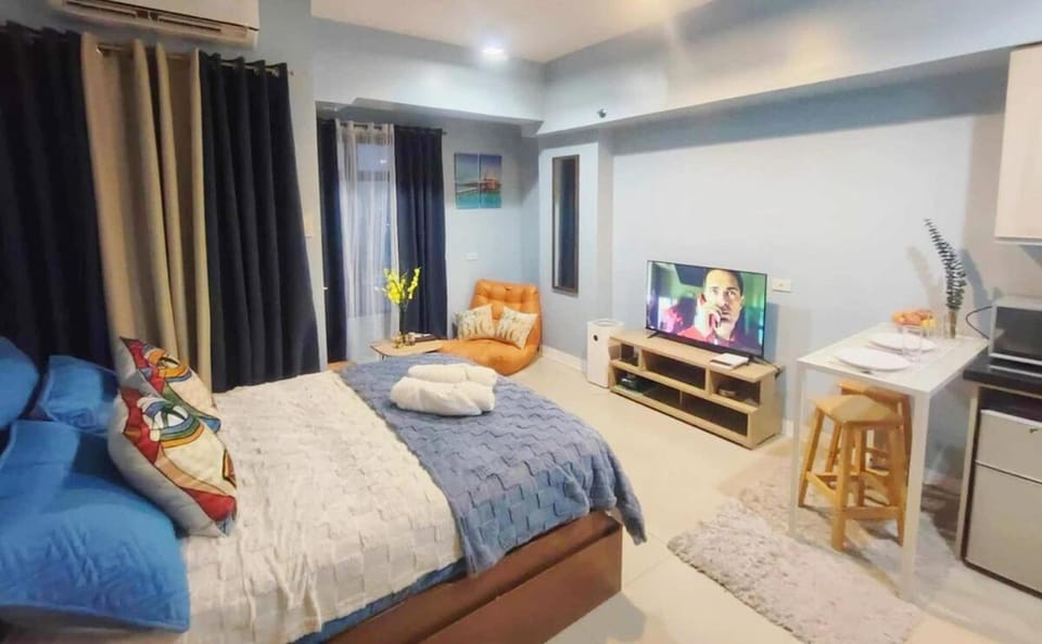 CoZy Studio near Ayala Center Cebu Apartment in Lapu-Lapu City