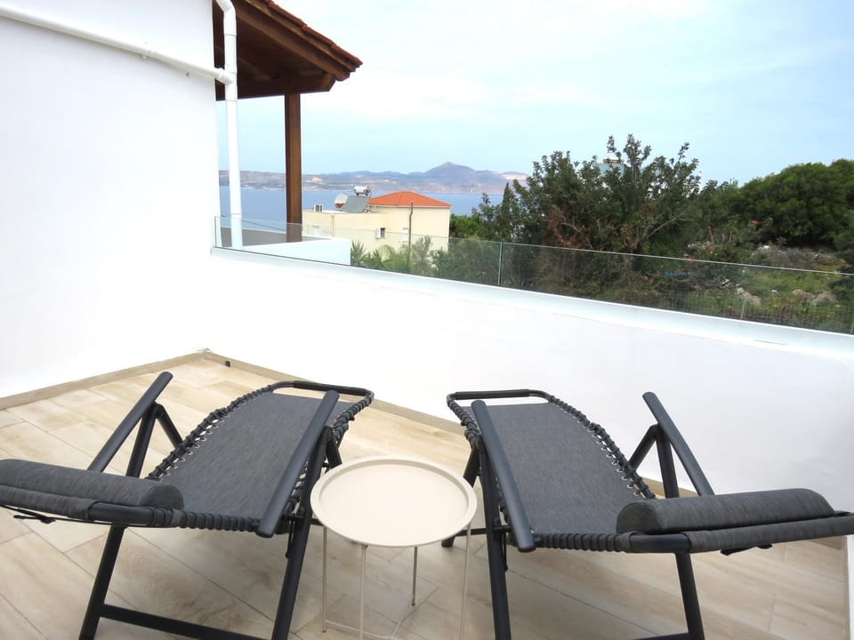 View (from property/room), Balcony/Terrace, Balcony/Terrace, Sea view, sunbed