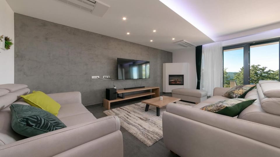 Living room, Seating area, air conditioner