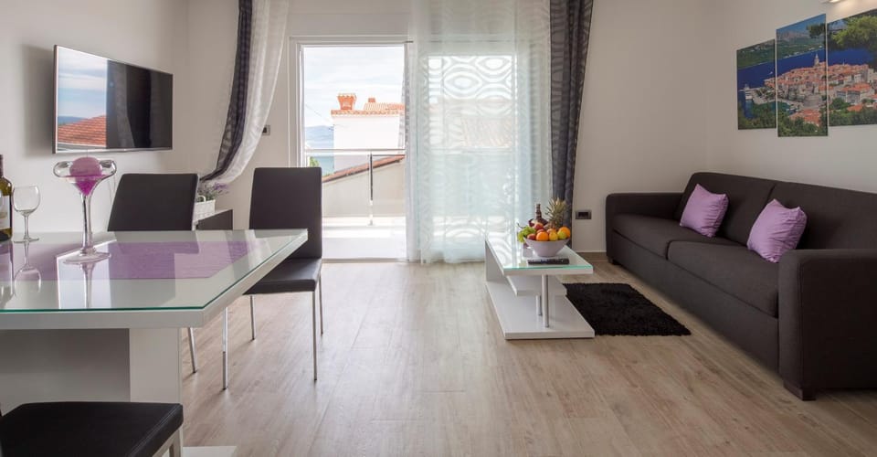 Day, Summer, Living room