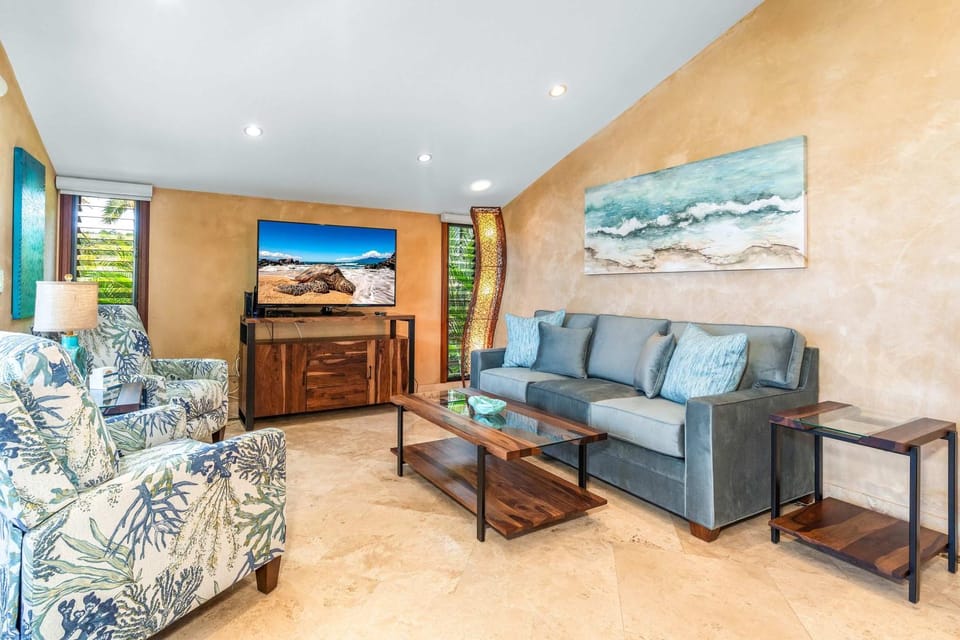 Refined Resort Wailea Oceanview Vistas House in Wailea