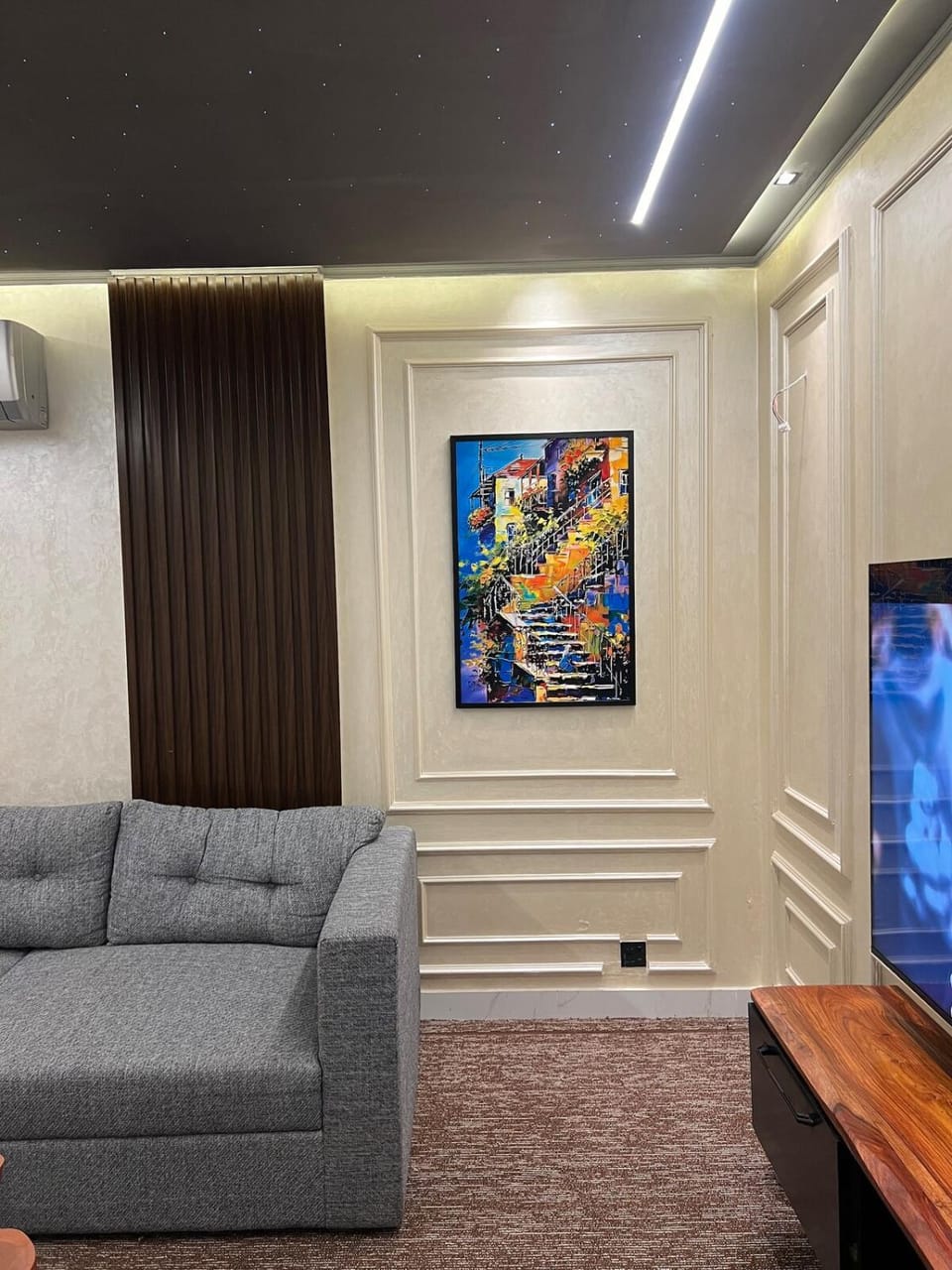 The cozy spot by Travel Pin Apartment in Lahore
