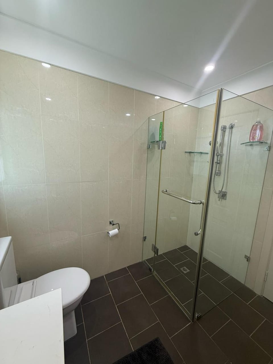 Spacious Queen Room with Private Balcony - GA4 Vacation rental in Sydney