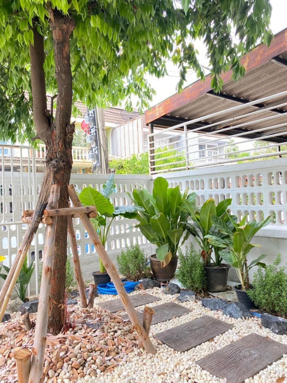 Cheap house 7min next to BTS Kasetsart , 5 bedroom Apartment in Bangkok