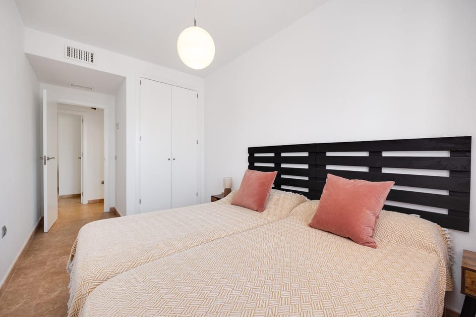 Bed, Photo of the whole room, Bedroom, wardrobe
