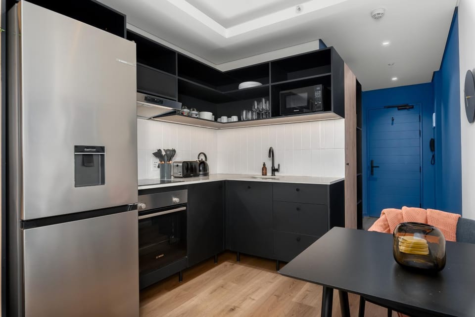 Station House Luxury Apartments Apartment in Sea Point