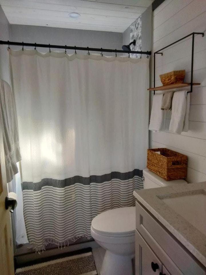 Toilet, Bathroom