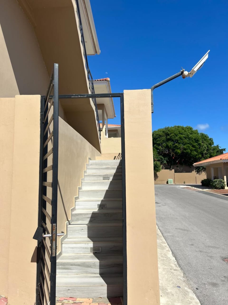 Property building, Day