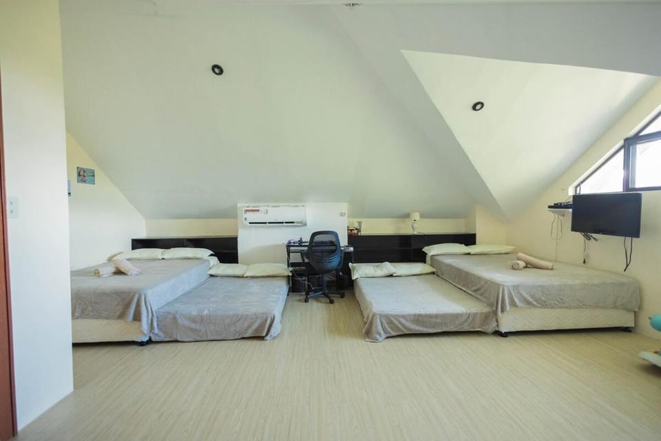 Spacious Family Home in Crosswinds Tagaytay House in Tagaytay