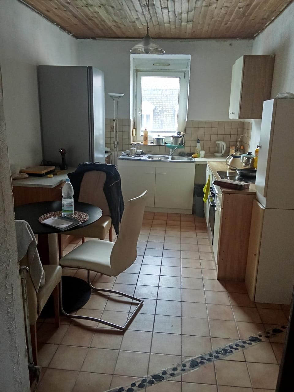 Privat Zimmer in einer Wohnung zu vermieten Vacation rental in Mulhouse