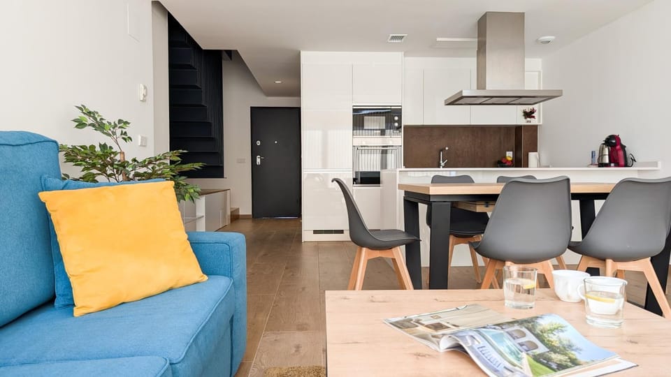 Kitchen or kitchenette, Living room, Dining area