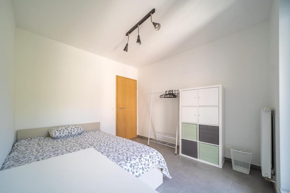 Liège 3 Bedroom Apartment, Quiet and Central Apartment in Liège