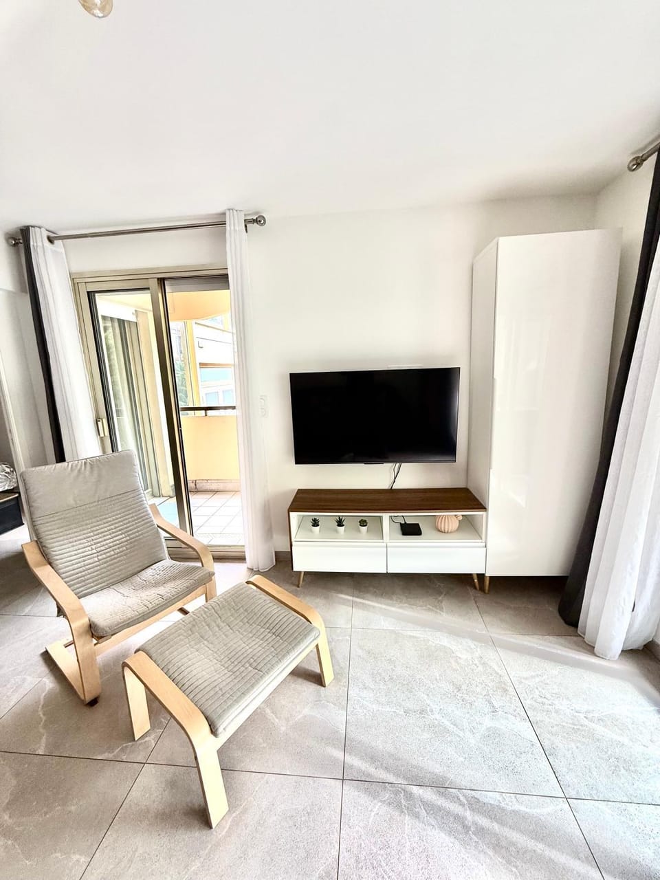 Appartement cosy avec terrasse, proche plages & Palais Apartment in Cannes