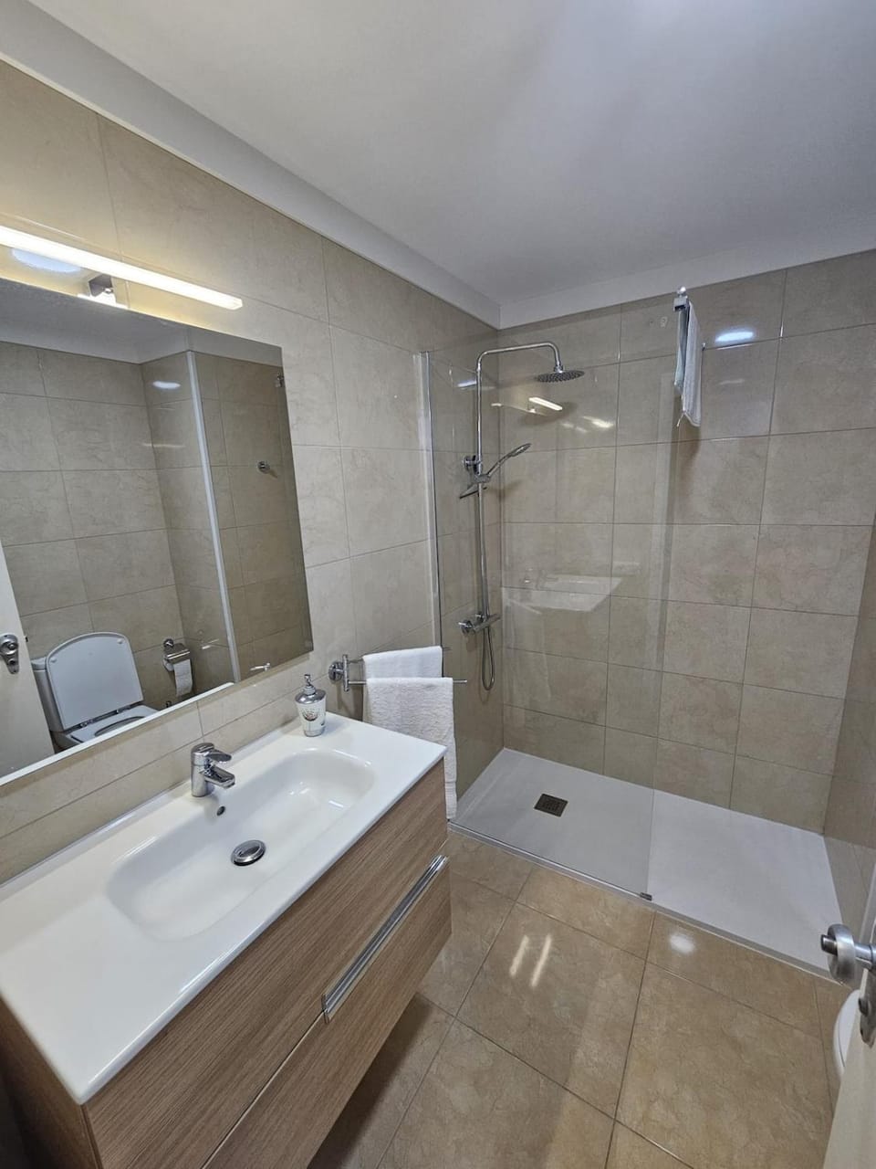 Near the beach bus Playa Jardín Apartment in Puerto de la Cruz