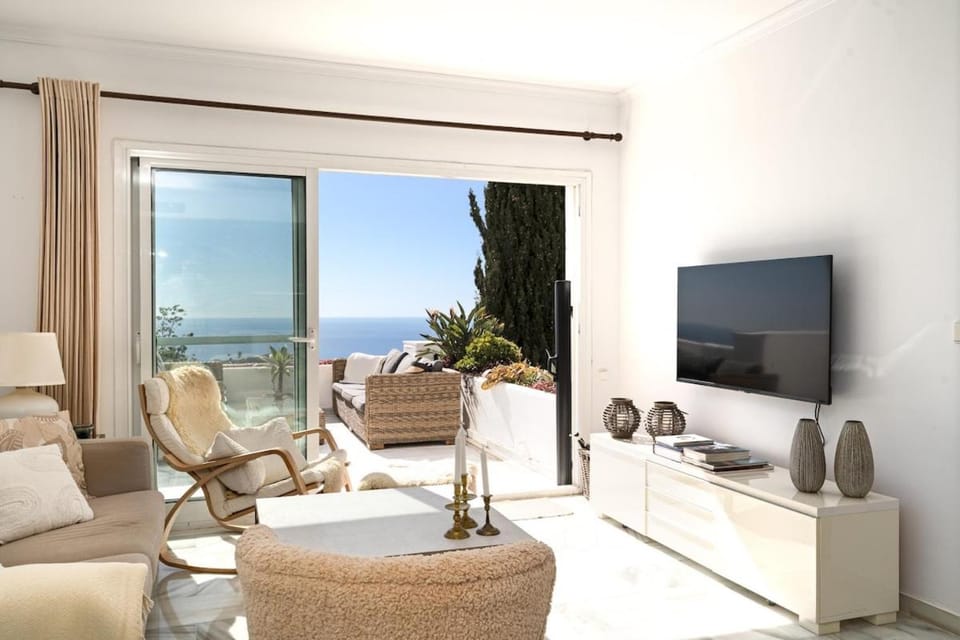Mairena 23 - Apartment with the best views one can Apartment in Marbella