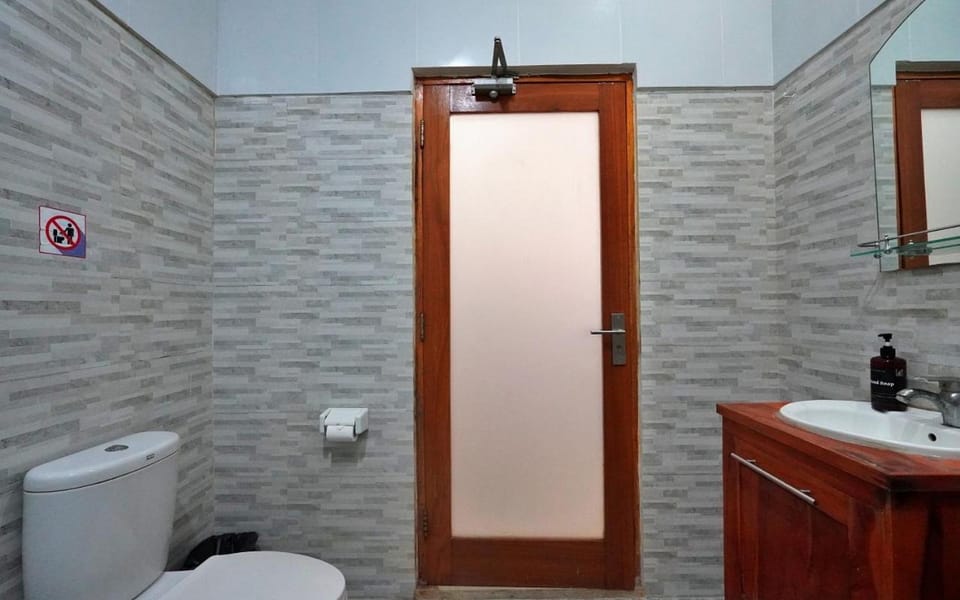 Kamar Kodel1 Apartment in Kuta