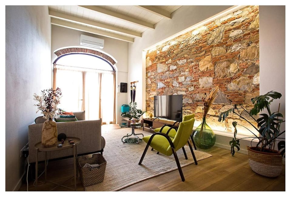 Casa Josephina, Charming Loft just 500 m from Lucca s Centre House in Capannori