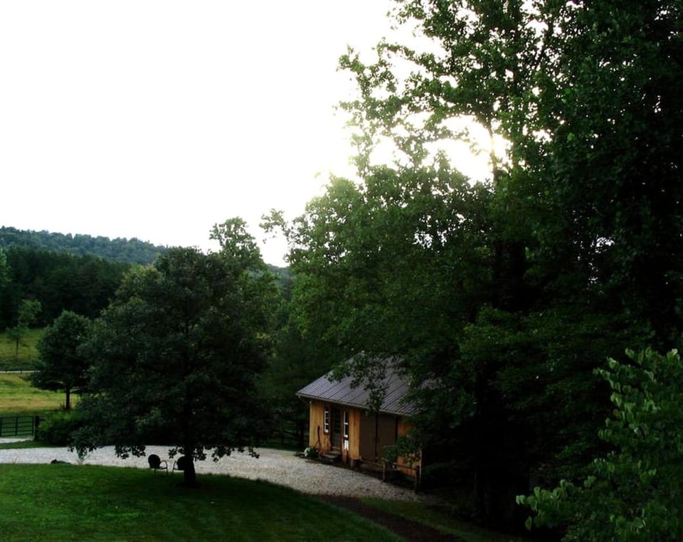 Charming Vacation Rental in a Barn on a Horse Farm near Afton Mountain in Virginia House in Shenandoah Valley
