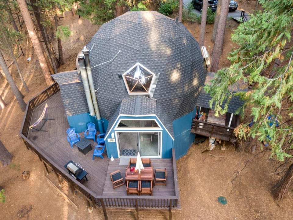 Secluded Dome Rental Surrounded by Stunning Nature near Arnold, California House in Arnold