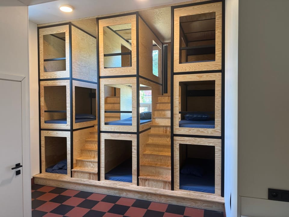 bunk bed