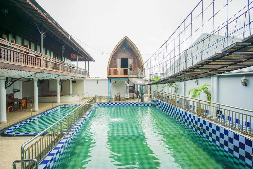 Swimming pool