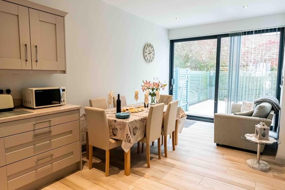 Atlantic Retreat - NITB approved House in Portstewart