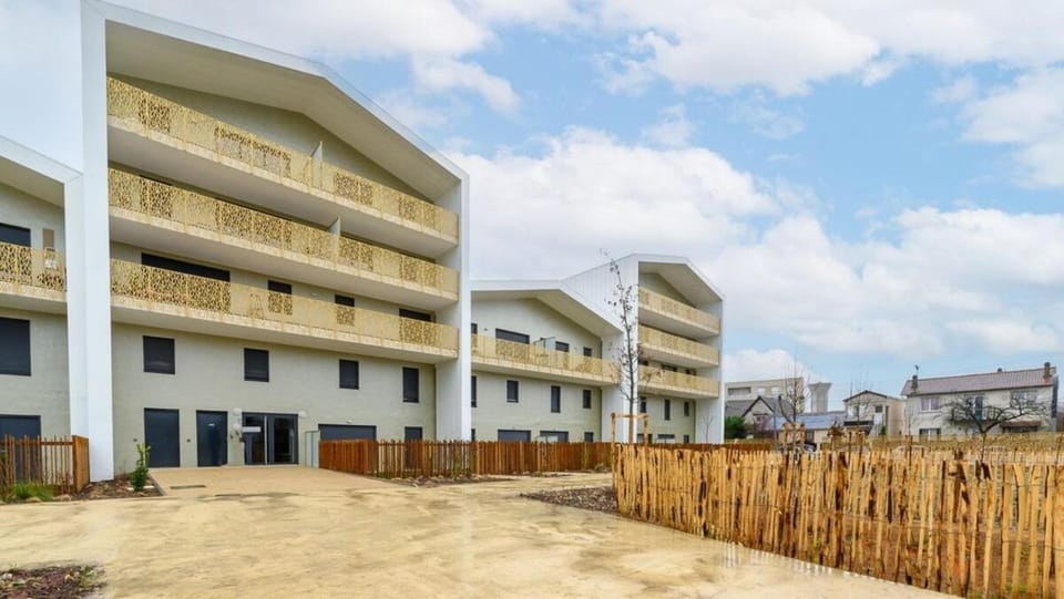 Le MontCalm à Villepinte Apartment in Île-de-France