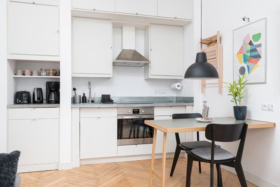 Kitchen or kitchenette, stove