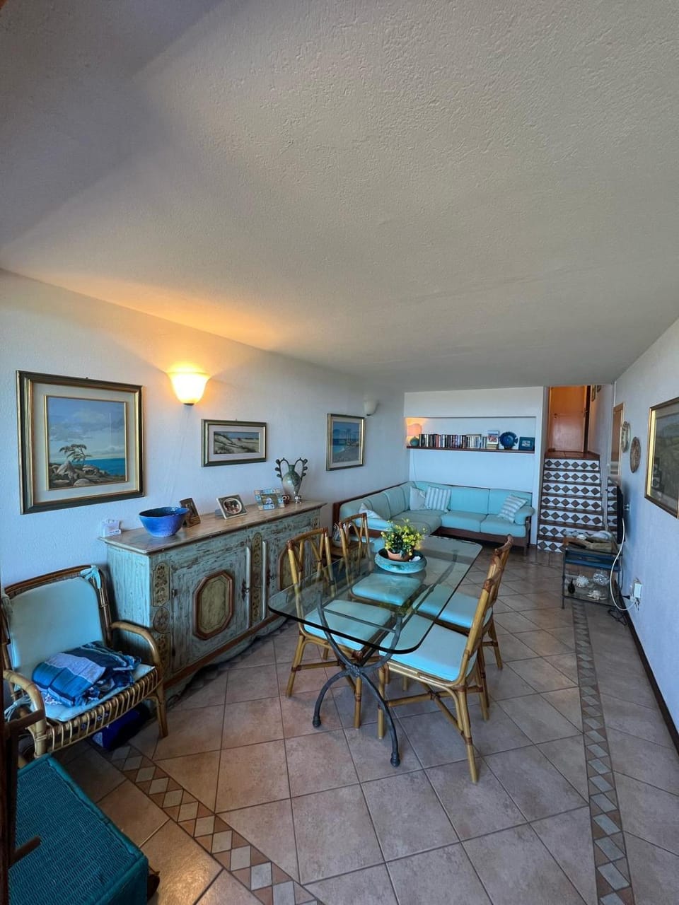Living room, Dining area