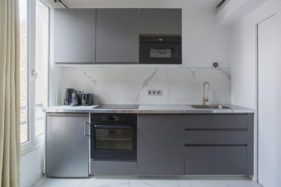 Appartement lumineux dans Paris - Climatisé Apartment in Paris
