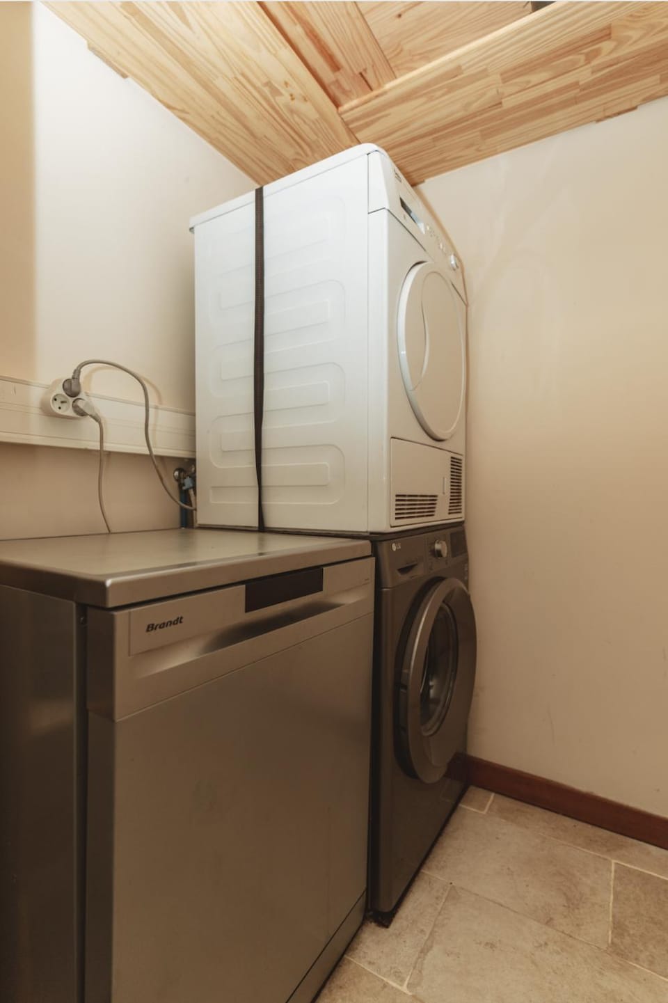 dishwasher, washing machine, dryer