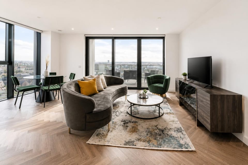 TV and multimedia, Balcony/Terrace, Living room, Seating area, Dining area, Evening entertainment