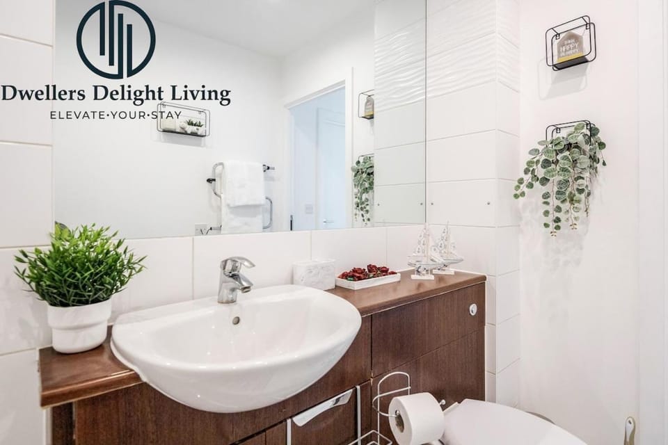 Penthouse Panoramic 2 Bedroom -Basildon Essex Apartment in Basildon