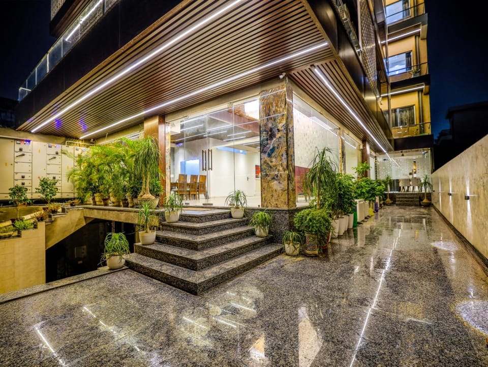 Property building, Night